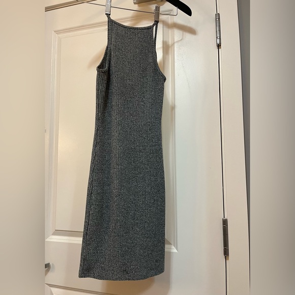 Aritzia Community Parfait ribbed knit dress (bodycon) - Picture 4 of 10